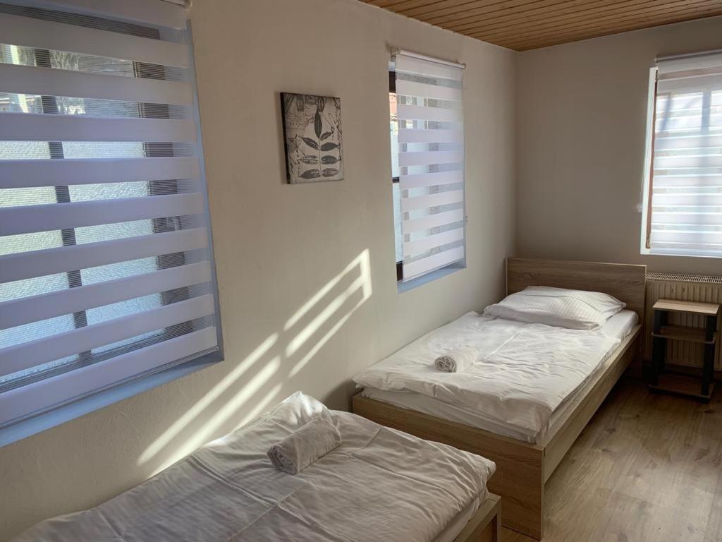 Ab Apartment Objekt 122 Ebersbach an der Fils Zewnętrze zdjęcie
